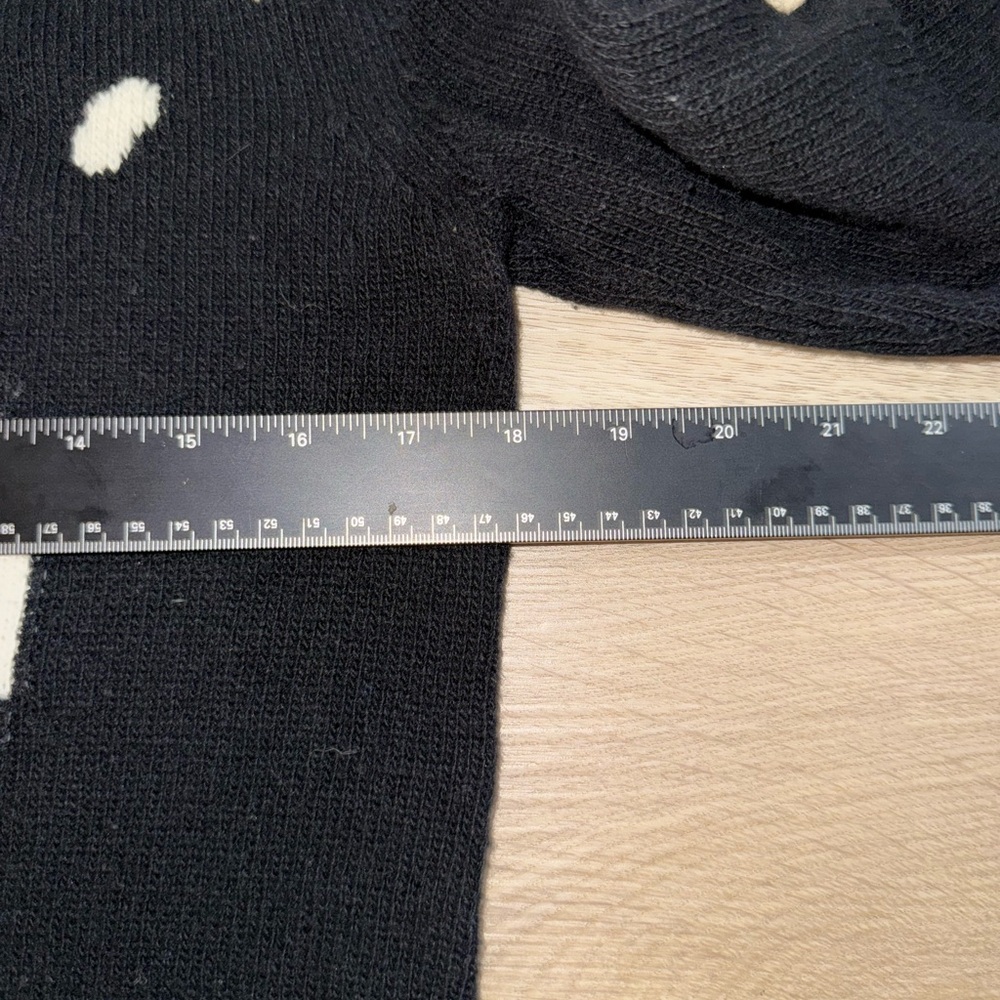 Gucci Wool Black and White Skull Crew Neck Sweater - Picture 7 of 8